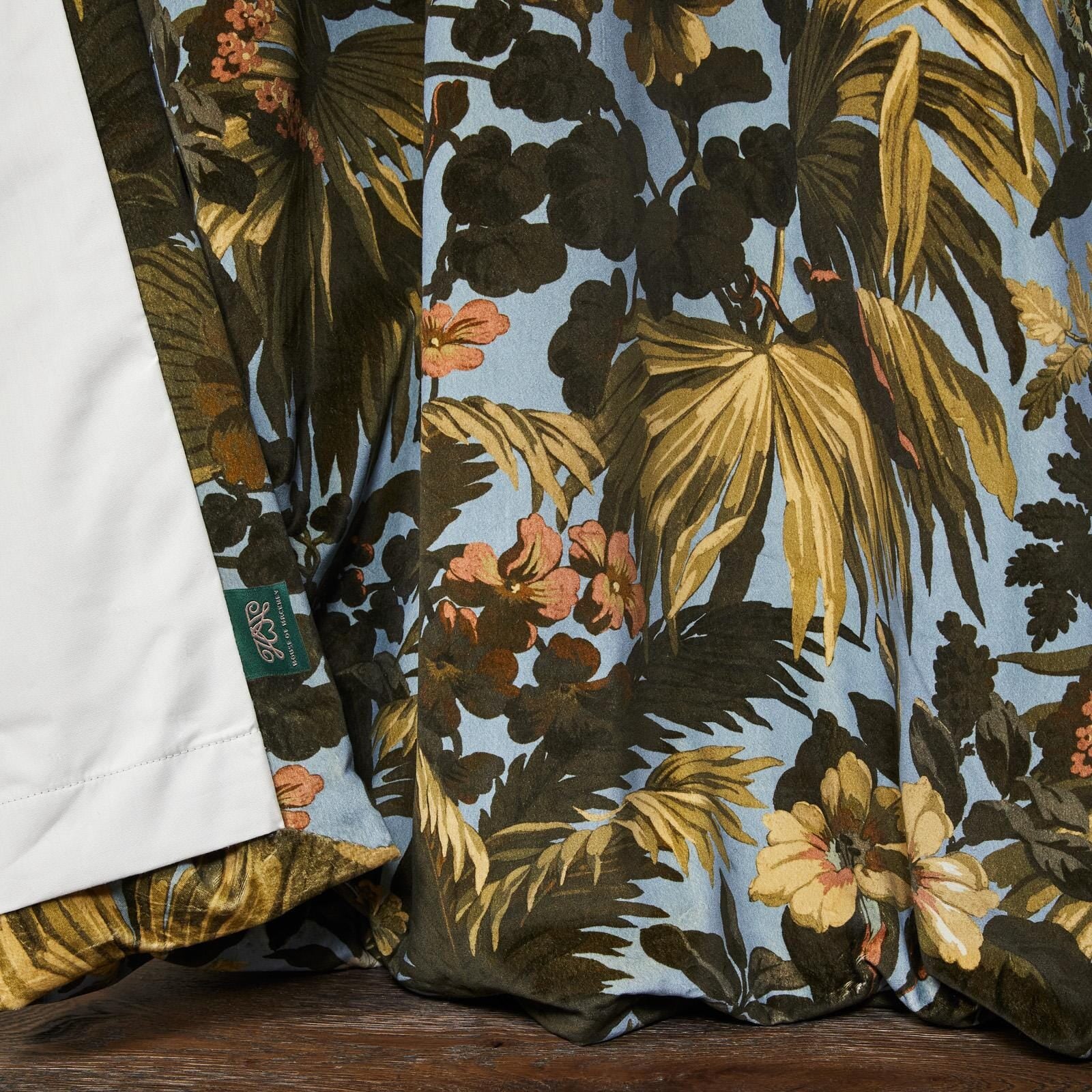 LIMERENCE Velvet Curtain - Sky - Image 2