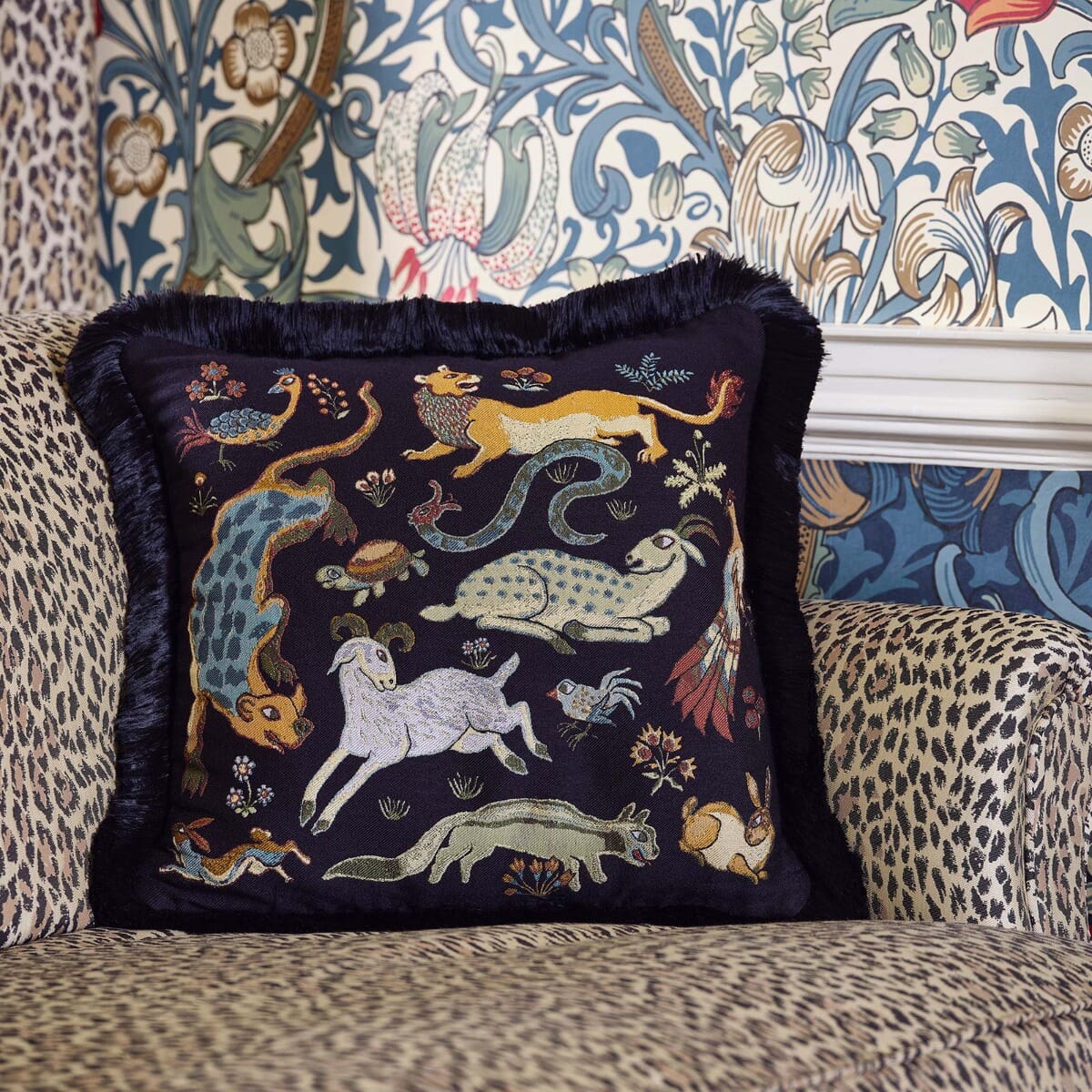 TREMATONIA Medium Jacquard Cushion - Ebony - Image 3